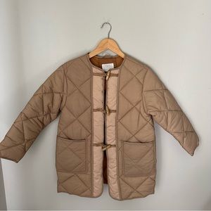 Zara Girls Size 10 puff jacket, neutral with toggle buttons